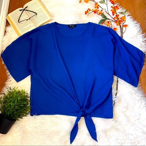 Lily Morgan Tops - 2/$20 Tie-Front Dolman Sleeve Blouse